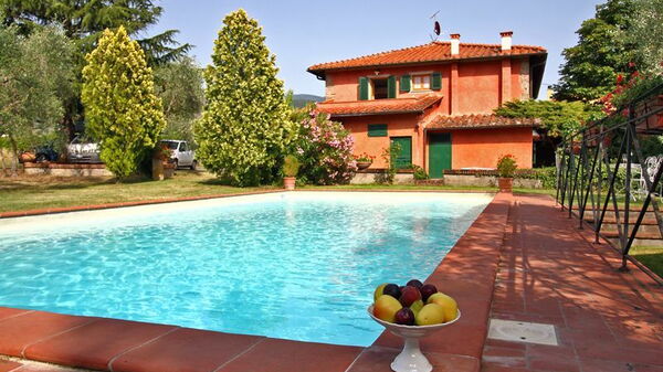 Villa Acacia: Extérieurs