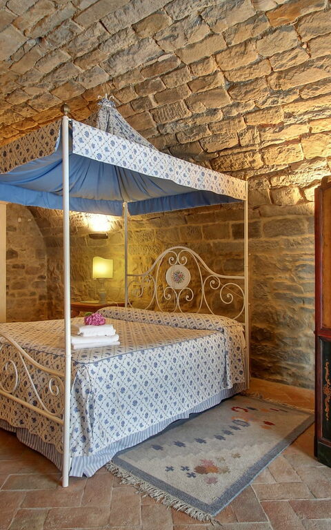 Villa Lucolena: chambre à coucher