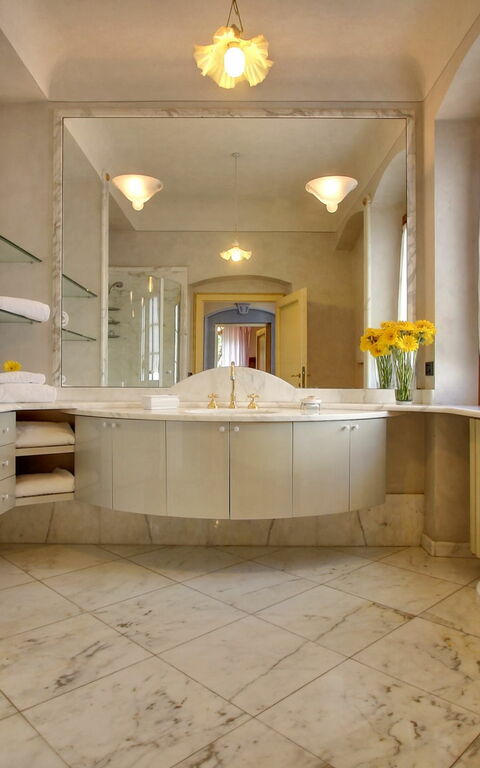 Villa Lucolena: Salle de bain