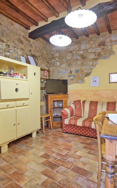 La Ruota: Cuisine, Salle à manger, Salon