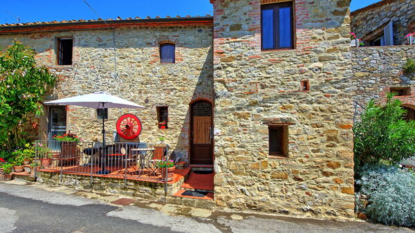 La Ruota: Été, Extérieurs