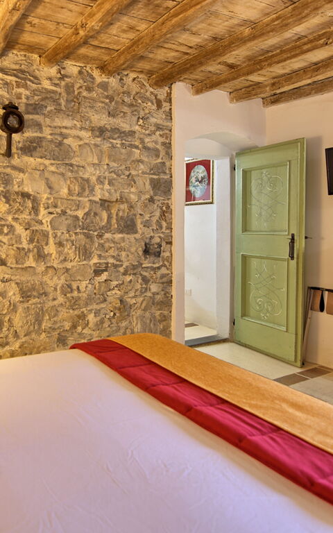Villa Tenuta Lonciano: chambre à coucher