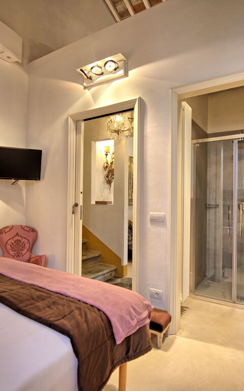 Villa Tenuta Lonciano: chambre à coucher