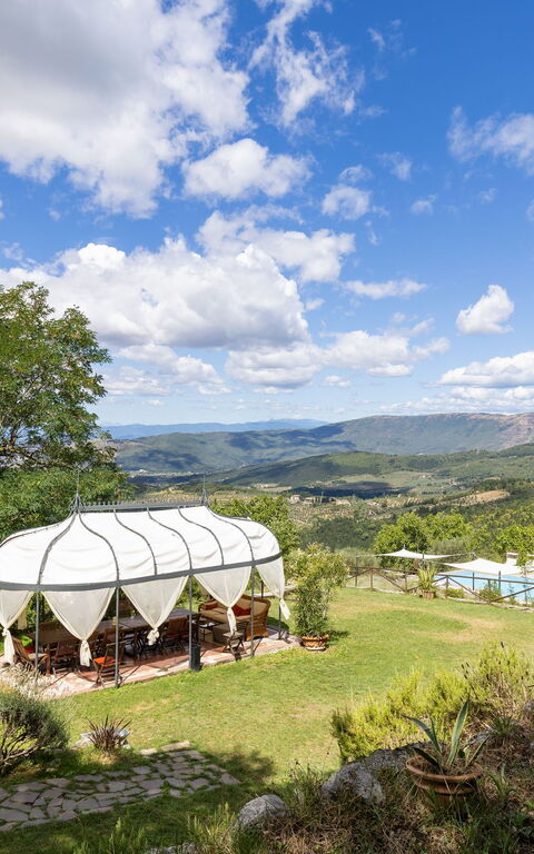 Villa Tenuta Lonciano: Extérieur, Jardin
