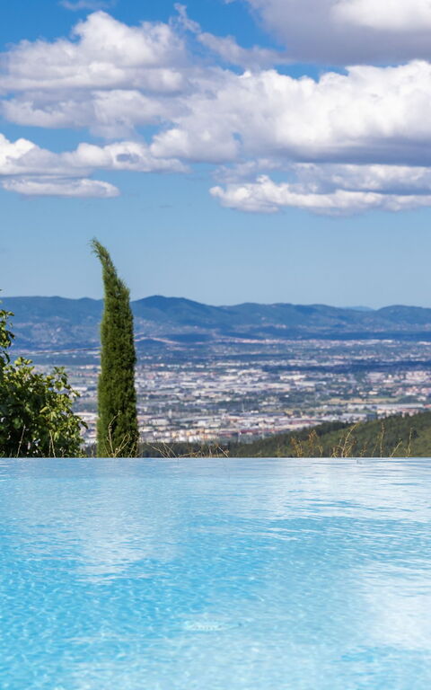 Villa Tenuta Lonciano: bassin, Extérieur, Vues