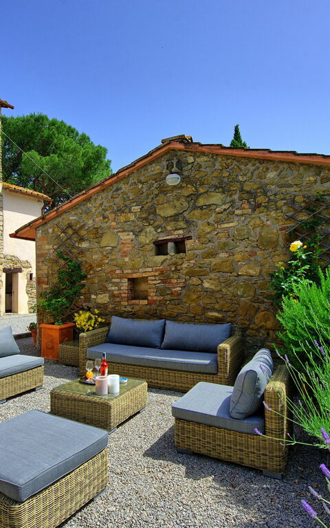 Villa Uccellaia: Extérieur, Jardin