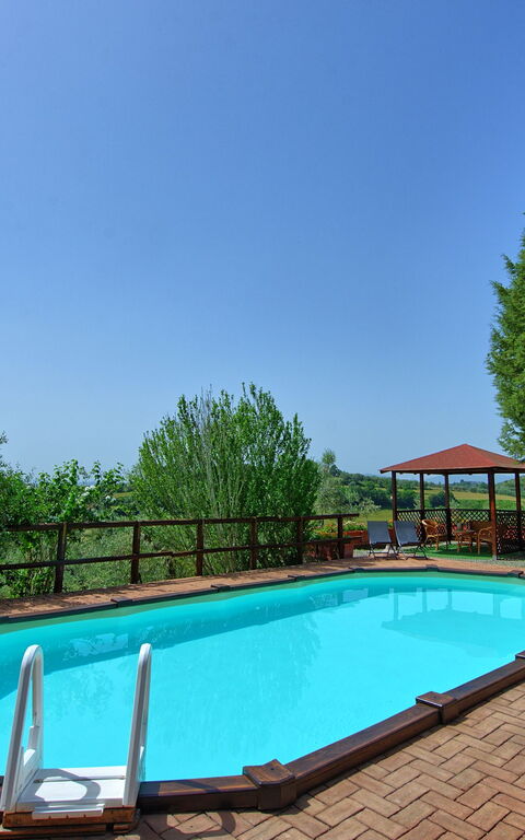 Villa Uccellaia: bassin