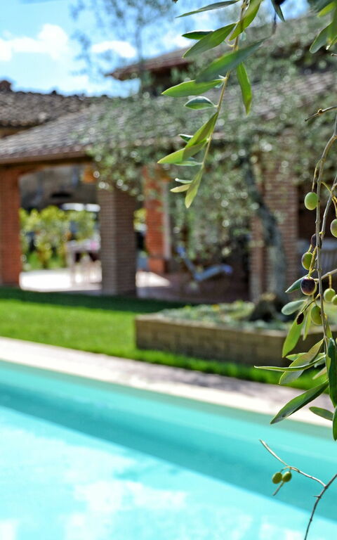 Il Fienile Di Giovanna: bassin, Jardin