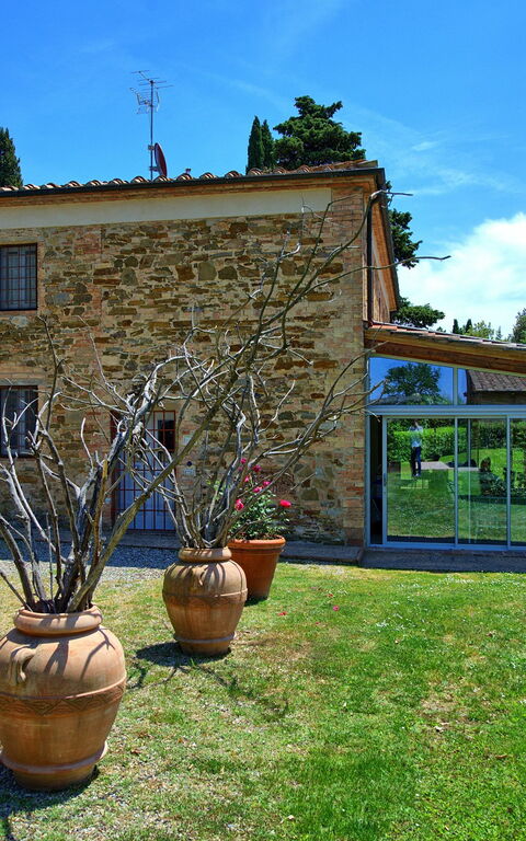 Montaione: Extérieurs, Jardin