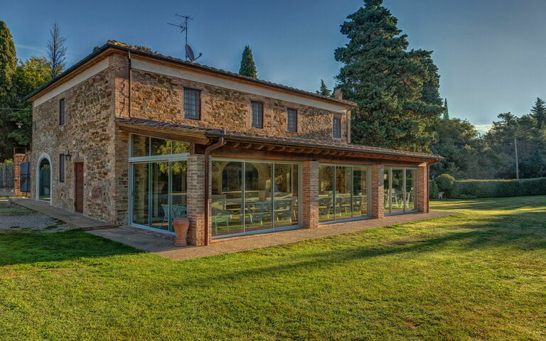 Montaione: Extérieurs, Jardin