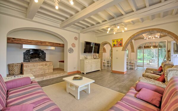 Logement Padronale: Salon