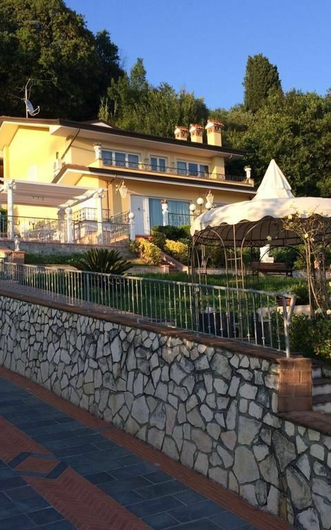 Villa Sophia: Extérieur