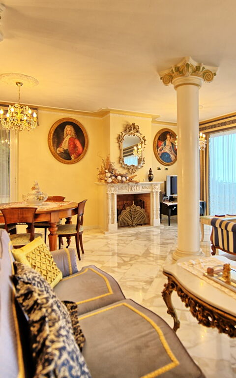 Villa Sophia: Salle à manger, Salon