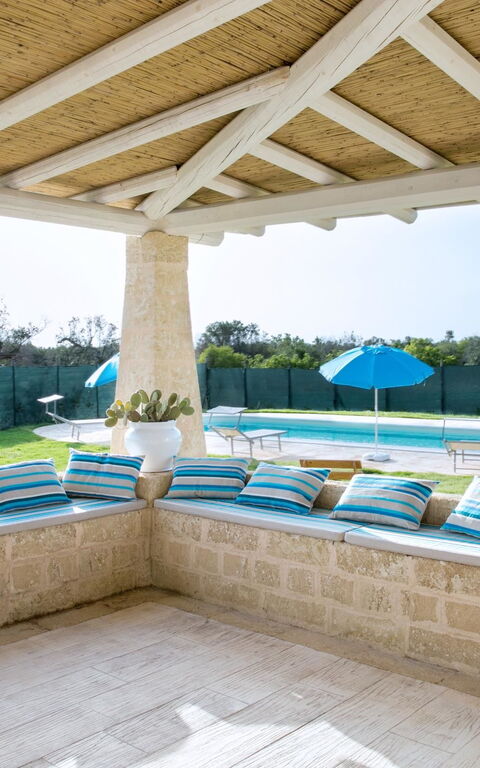 Trullo Torre Suda: Extérieur, Jardin