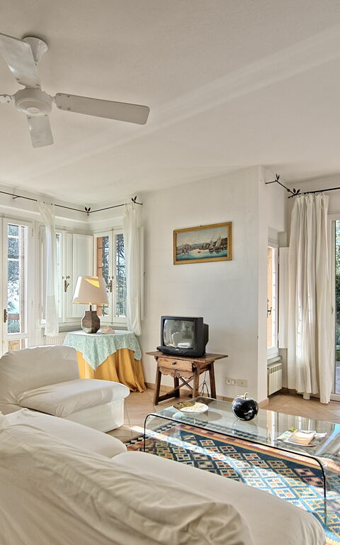 Vista Mare: Salle à manger, Salon