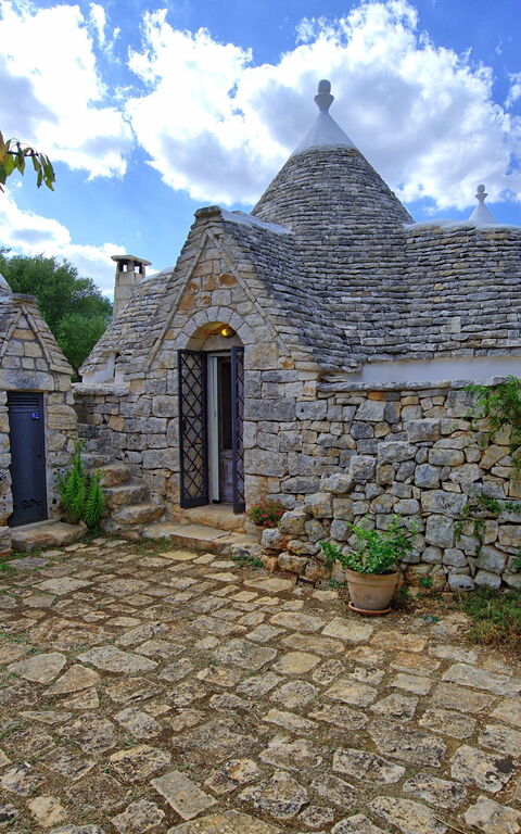 Trullo Pascarosa: Extérieur