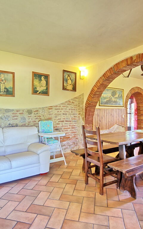 Villa Mario: Salle à manger, Salon