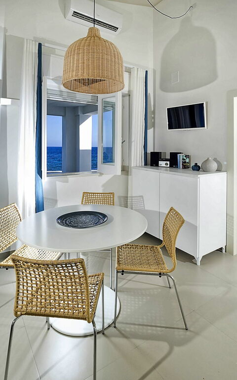 Marisol: Salle à manger, Salon