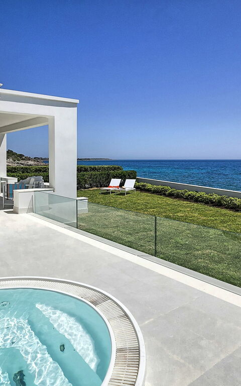 Marisol: Extérieur, jacuzzi, Jardin