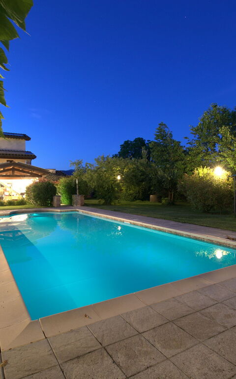 Casale Tiziano: bassin, Extérieur, Jardin