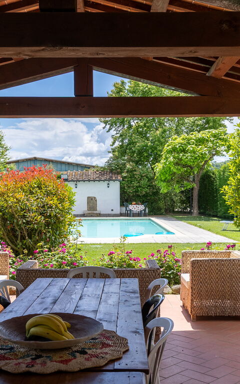 Casale Tiziano: Balcon / Terrasse / Patio, bassin, Jardin
