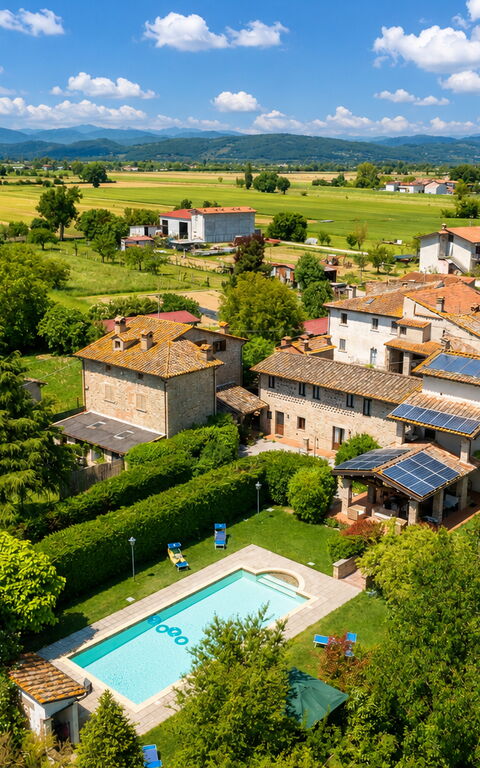 Casale Tiziano: bassin, Jardin, Vues