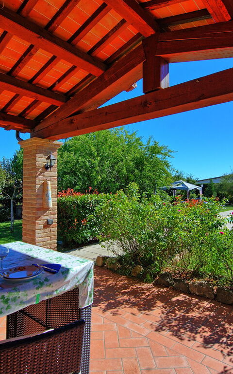 Casale Tiziano: Balcon / Terrasse / Patio