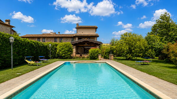 Casale Tiziano: bassin, Extérieur, Extérieurs, Jardin