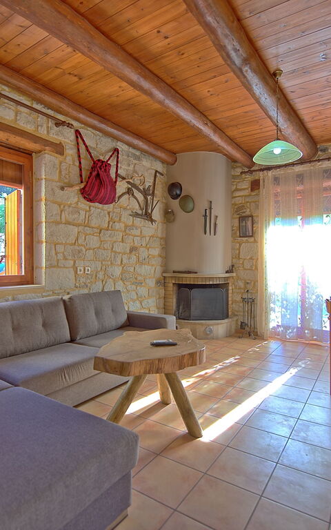 Villa Vrisses: Salle à manger, Salon