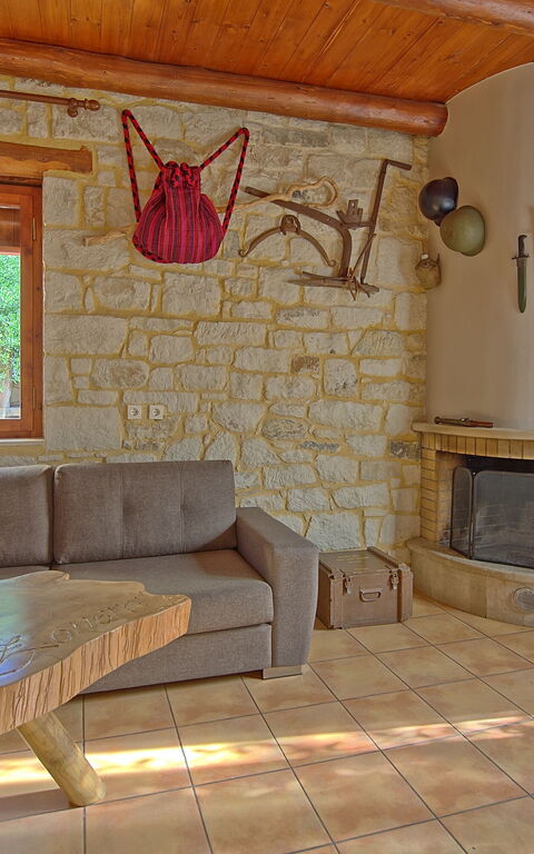 Villa Vrisses: Salle à manger, Salon