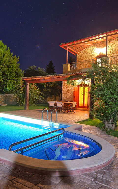 Villa Vrisses: Extérieur