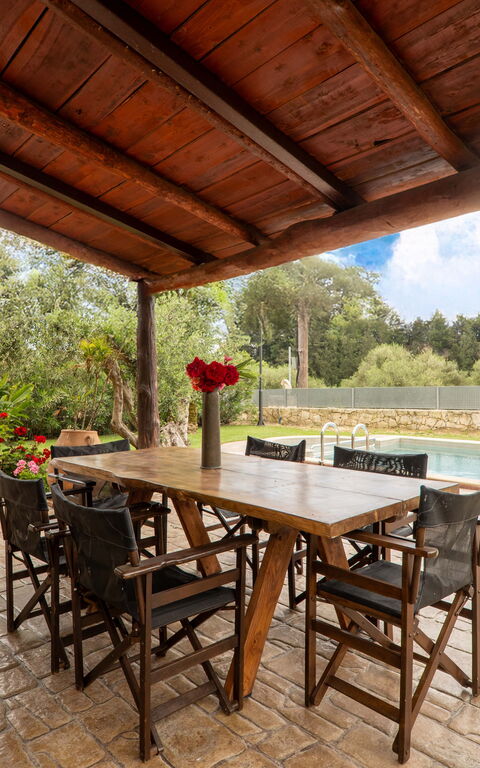 Villa Vrisses: Extérieur