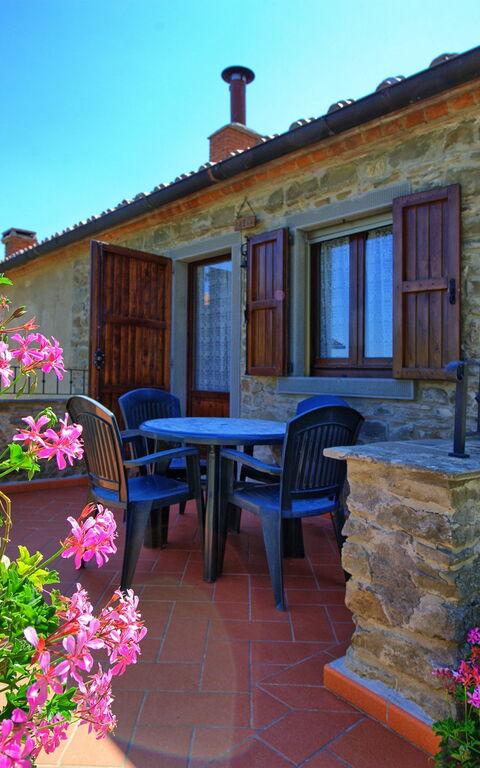 Borgo Veronica: Extérieurs