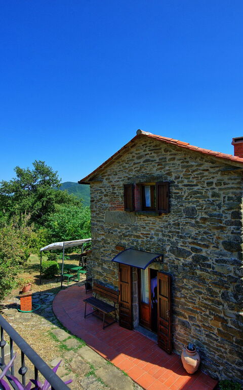 Borgo Veronica: Extérieurs