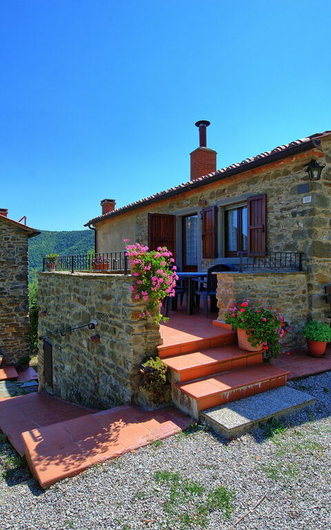 Borgo Veronica: Extérieurs