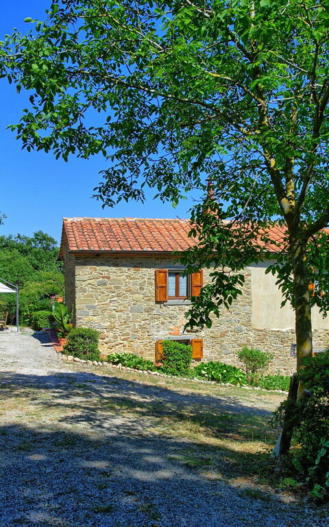 Borgo Veronica: Extérieurs