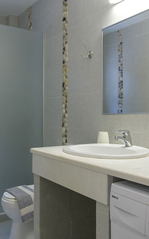 Beachfront Villa Seasun: Salle de bain