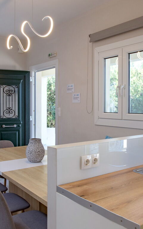 Beachfront Villa Seasun: Cuisine, Salle à manger