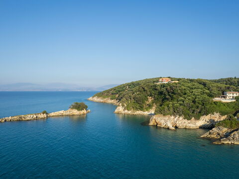 Beachfront Villa Seasun