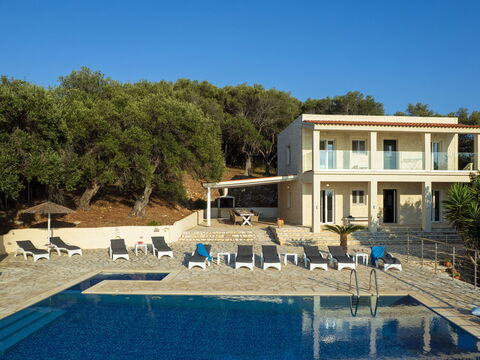 Beachfront Villa Seasun