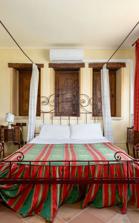 Villa Assisi: chambre à coucher