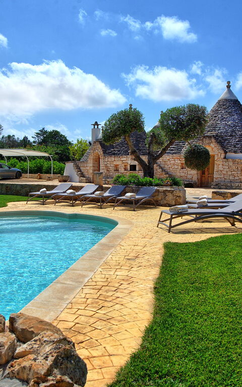 Trullo Santo Stefano: bassin, Extérieur, Jardin