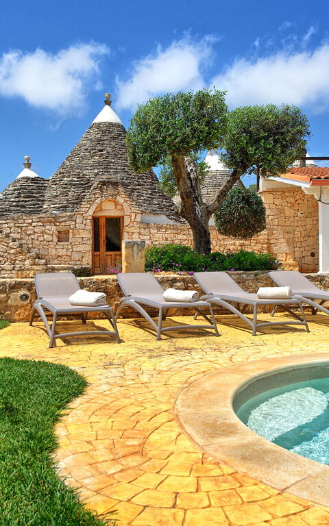 Trullo Santo Stefano: bassin, Extérieur, Jardin
