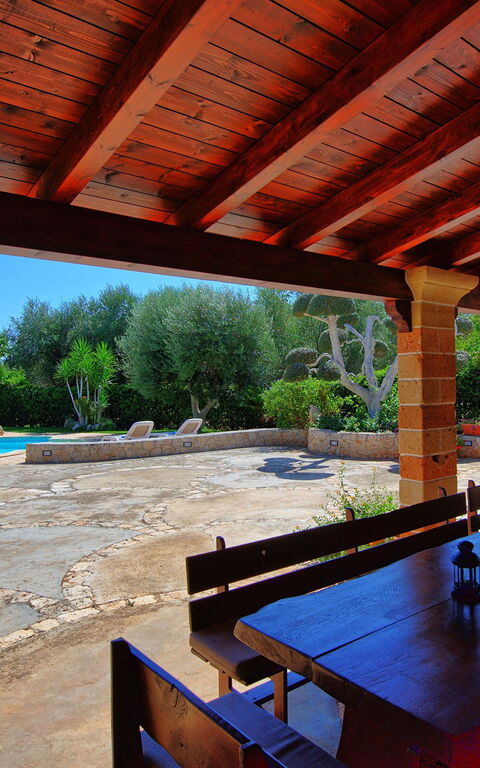 Lamia Santo Arcangelo: Extérieurs