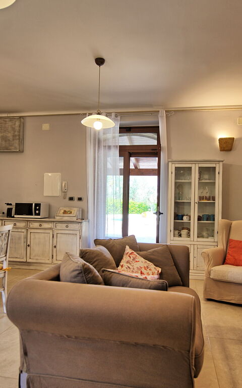 Lamia Santo Arcangelo: Salon