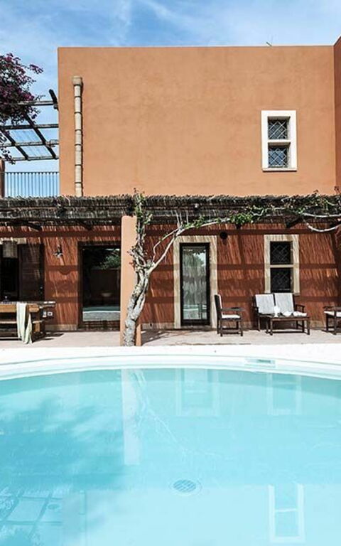 Villa Arangea: bassin, Extérieurs