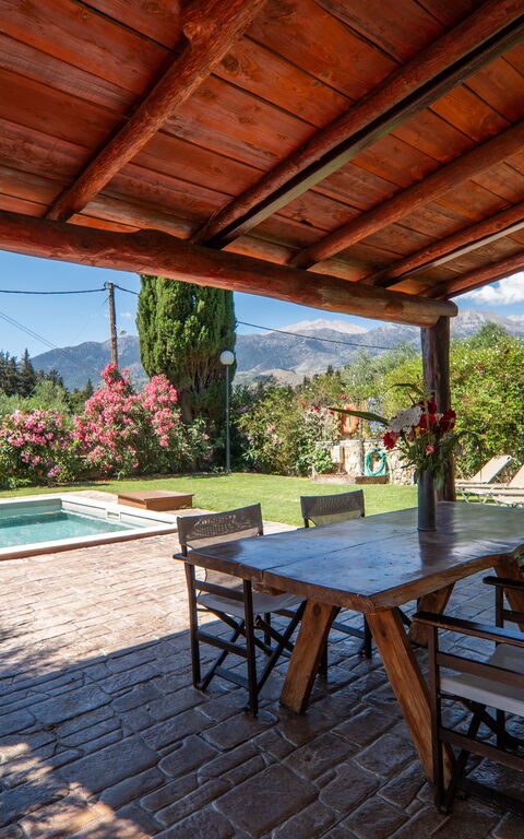 Villa Nipos