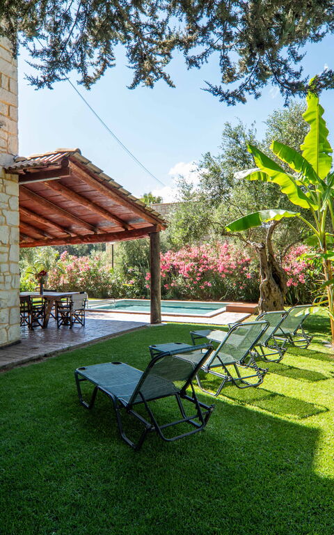 Villa Nipos