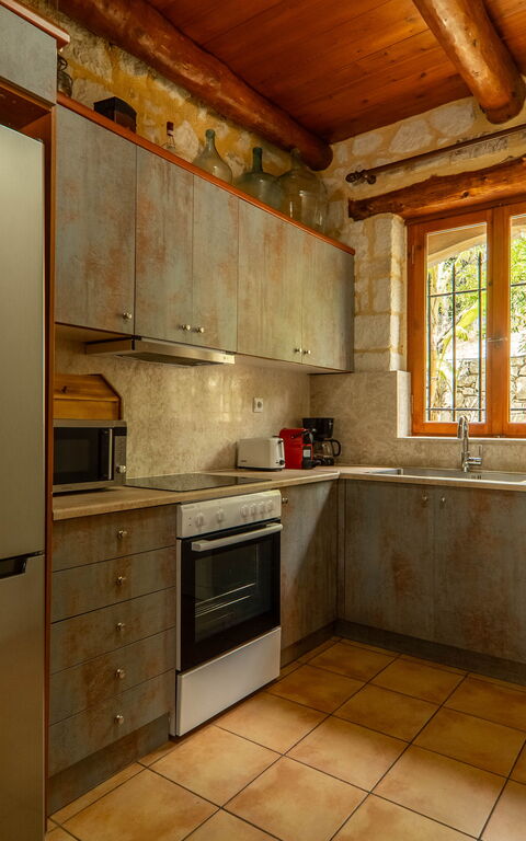 Villa Nipos: Cuisine, Salle de bain