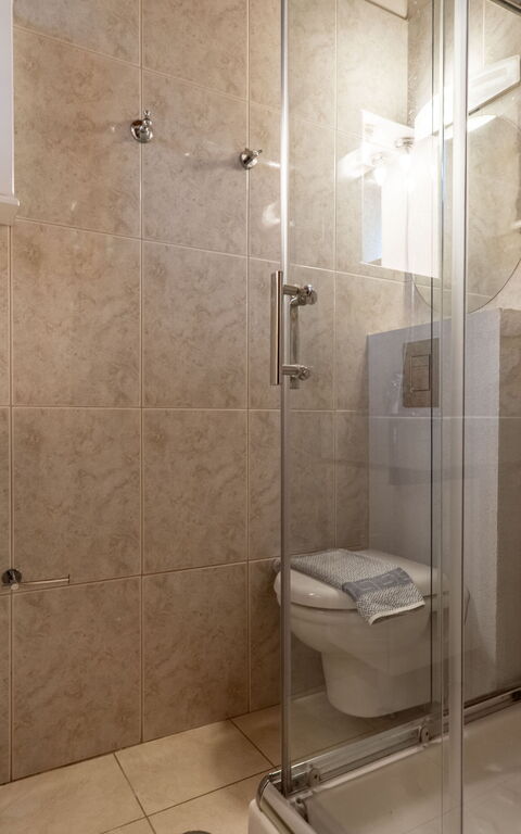 Villa Nipos: Salle de bain